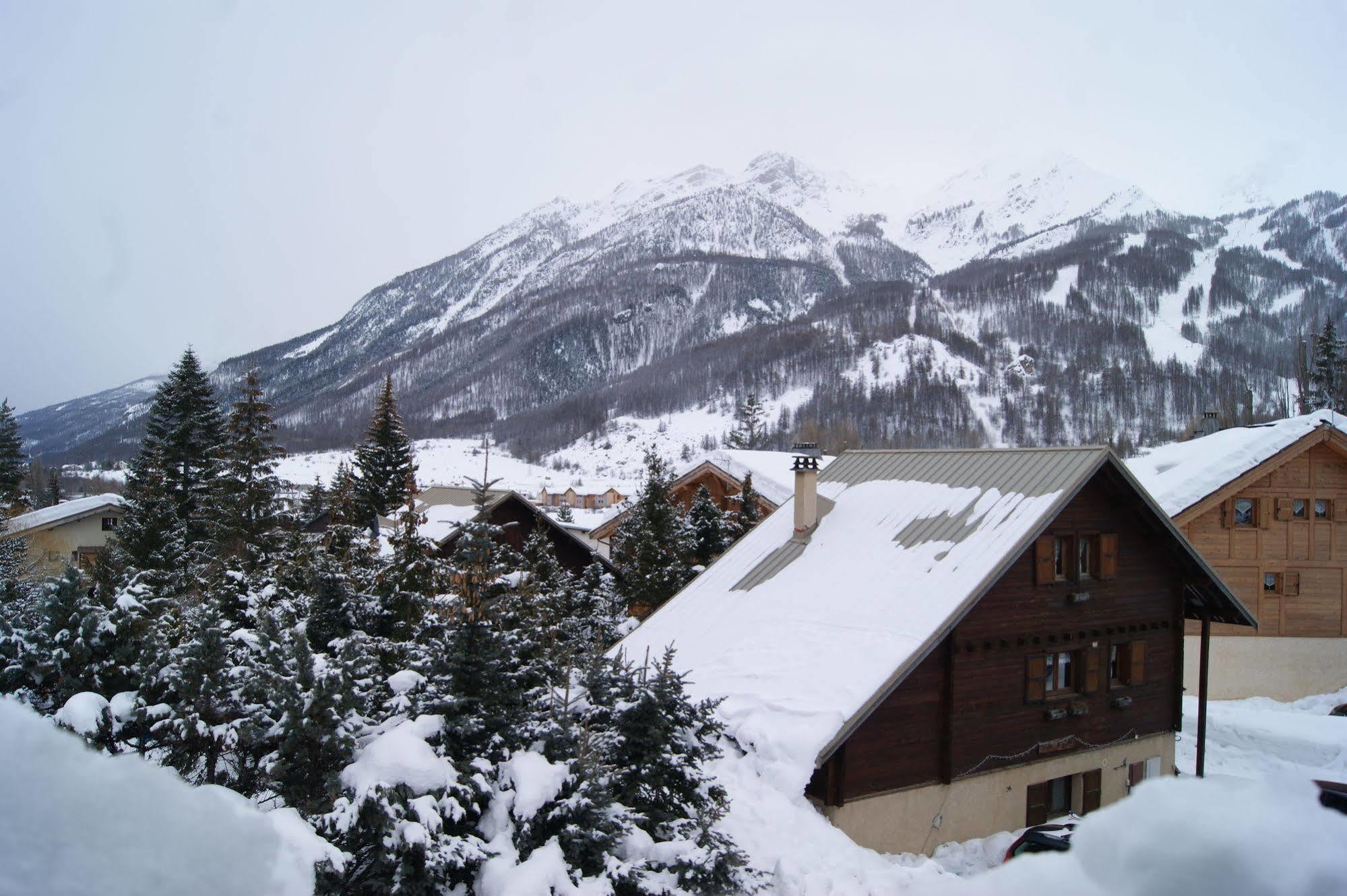 Auberge De Violaine Le Monêtier-les-Bains Zewnętrze zdjęcie
